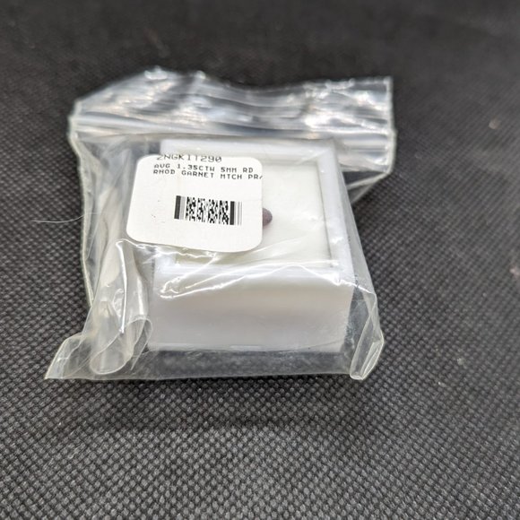 DIY earrings set in Garnet and Sterling - Picture 3 of 6